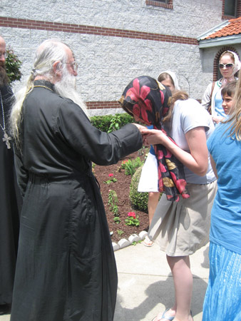 2_Serbian_Monastery_arrival9c